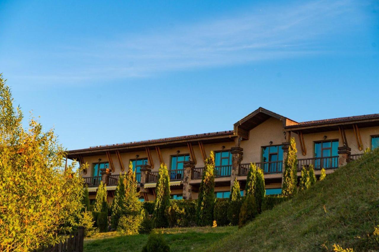 Hotel Amberd