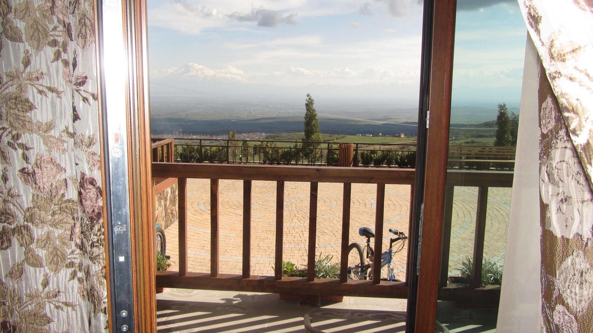 Hotel Amberd Byurakan